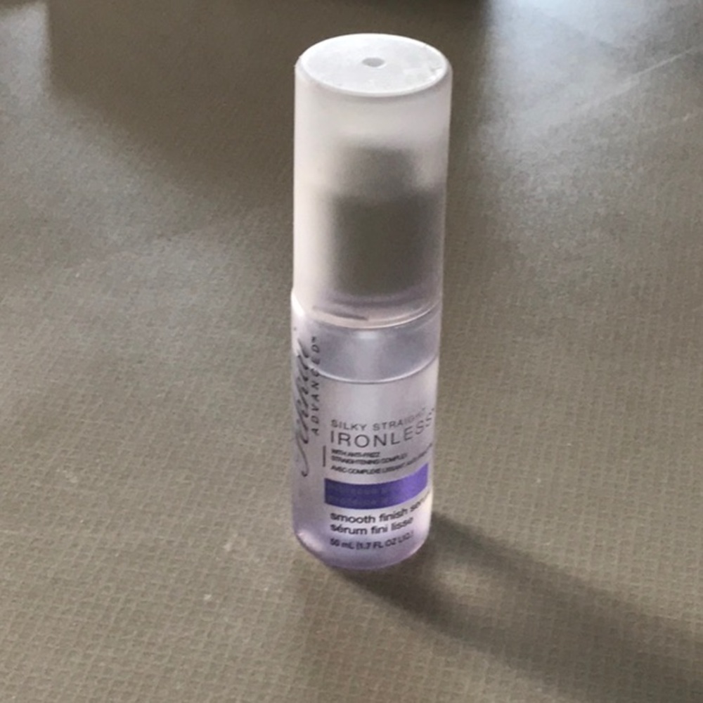 Fekkai Advanced Silky Straight Ironless